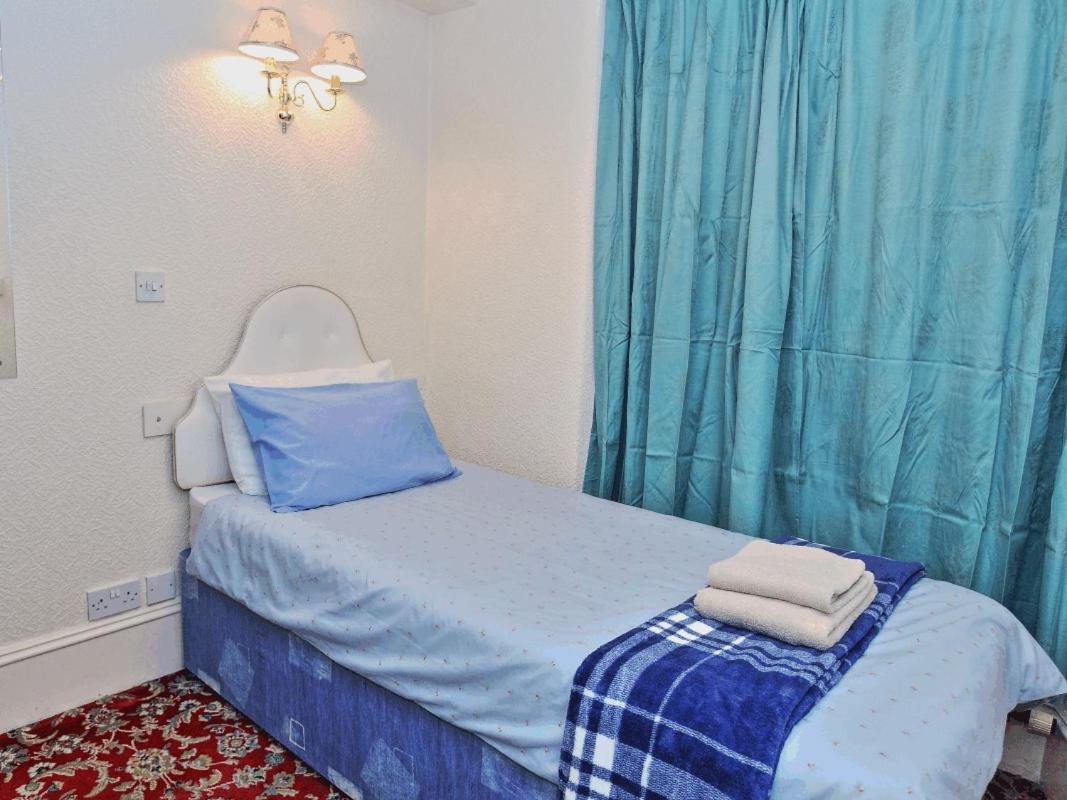 Brentwood Villa Bed And Breakfast Aberdeen Exterior foto